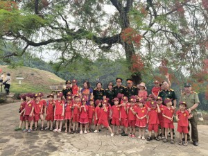 DÁNG HÌNH ĐẤT NƯỚC TRONG MẮT TRẺ THƠ TRƯỜNG MẦM NON HOA HỒNG