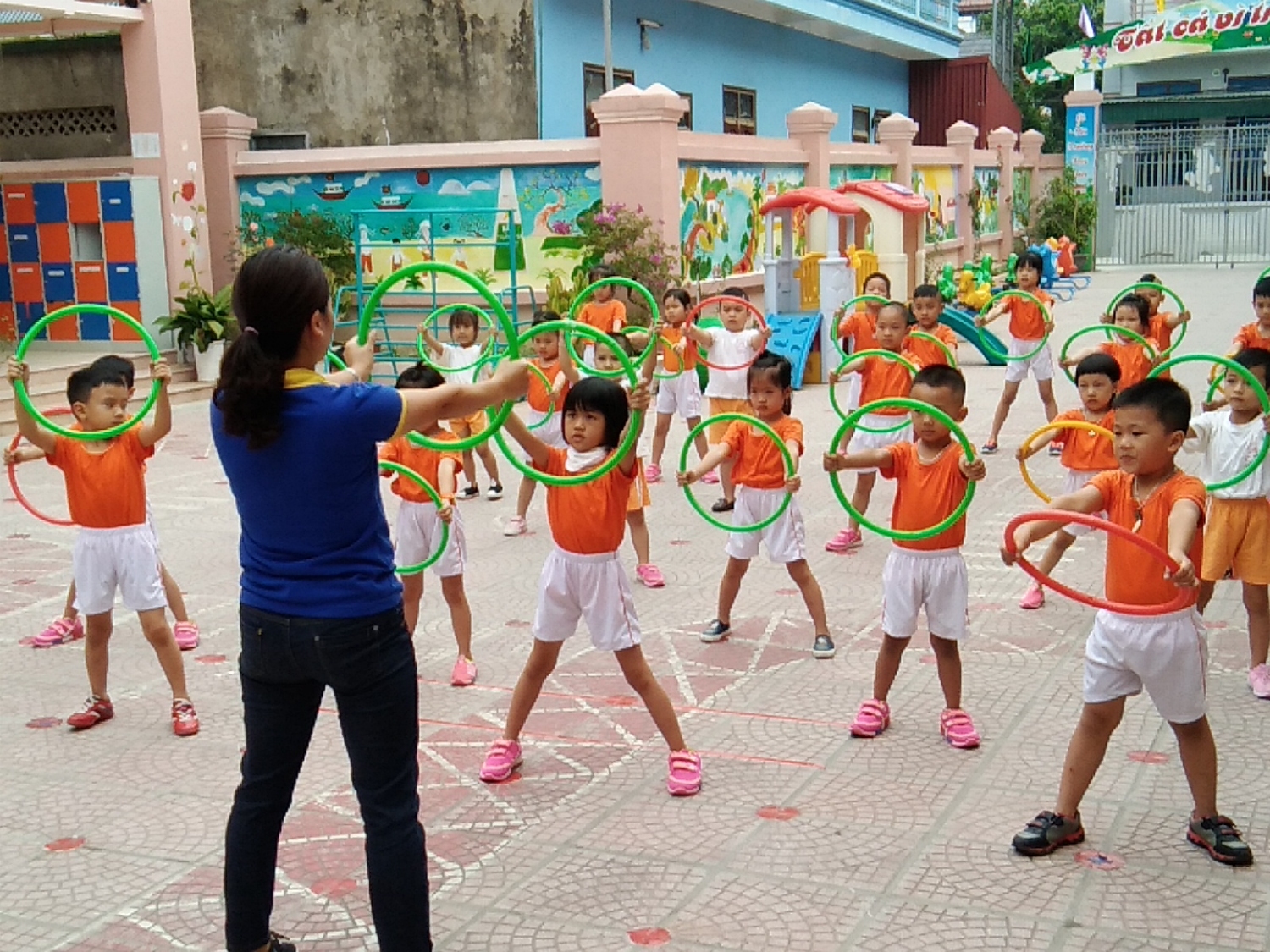 Giờ học thể ducj