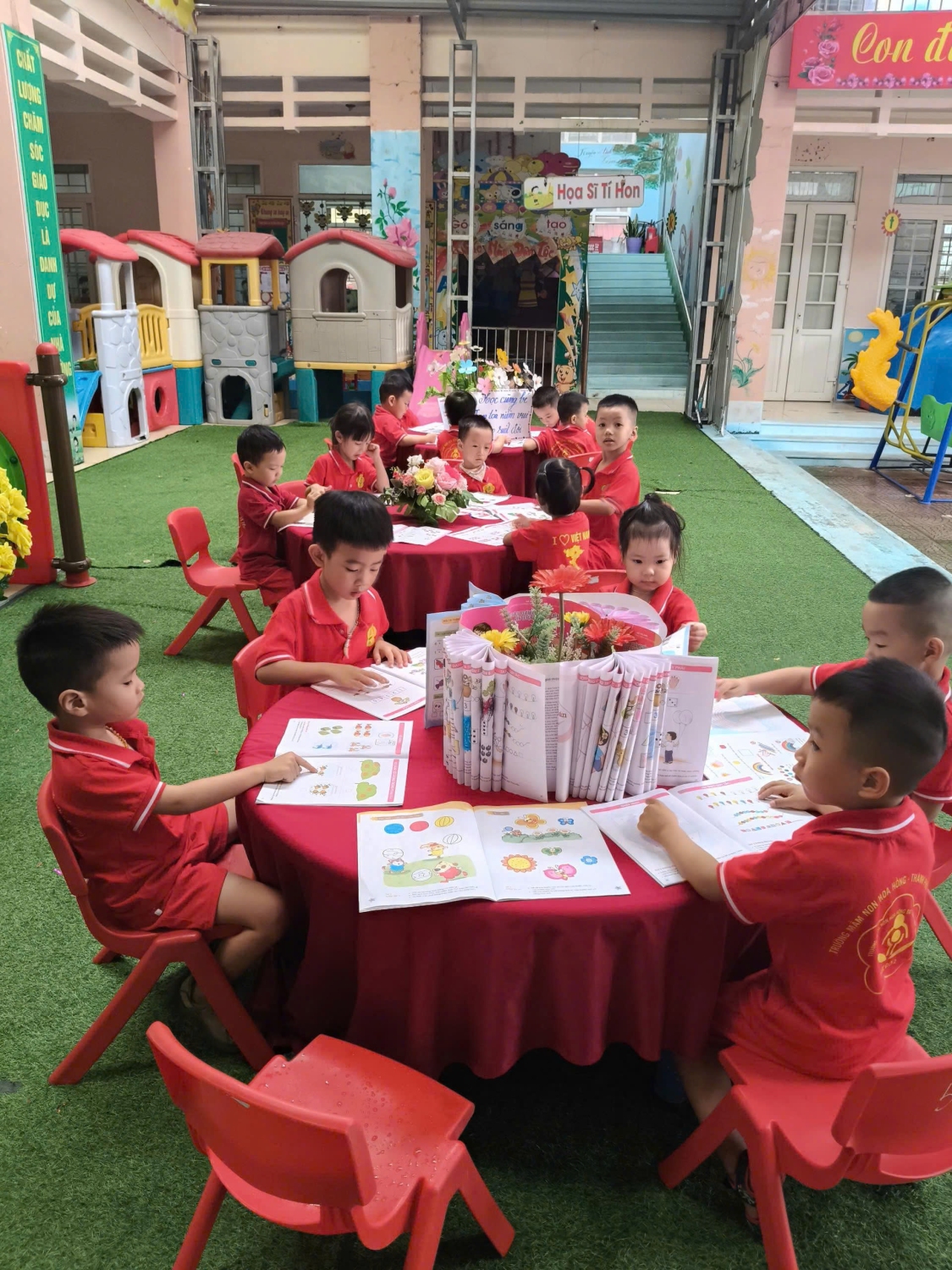 z7092354604103 837fe4c0d37e8a1f9d8b3296cb598c9a